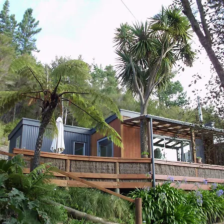 Cabbage Tree Chalet Parapara Room photo