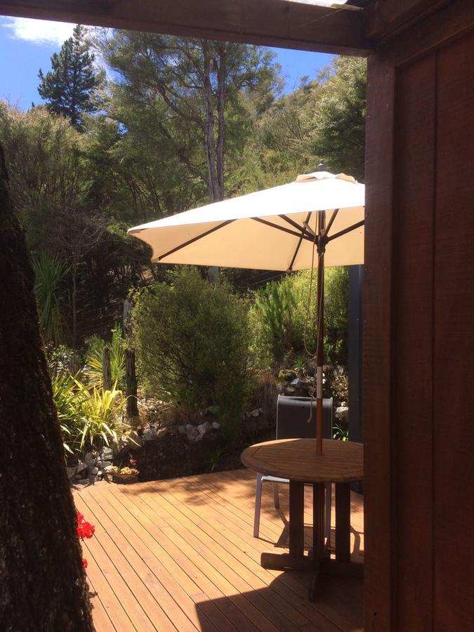 Cabbage Tree Chalet Parapara